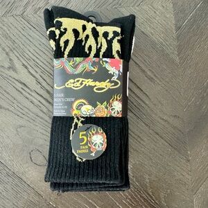 Ed Hardy Men’s 5 Pair Crew Socks. White, Black, Gray. Shoe Size 6-12. NWT